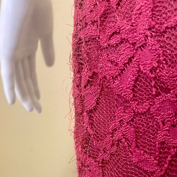 Forever 21 Lace Pencil Skirt - Picture 5 of 7